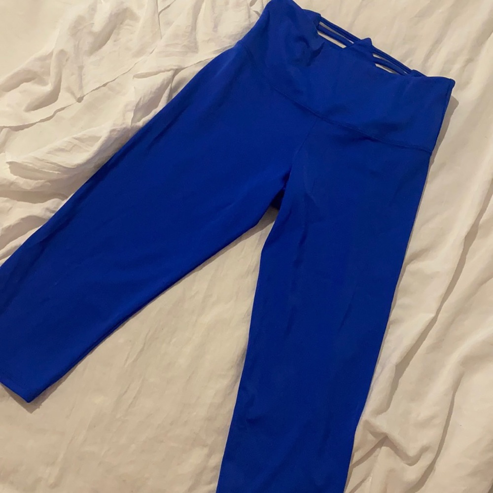 Onzie women’s royal blue leggings